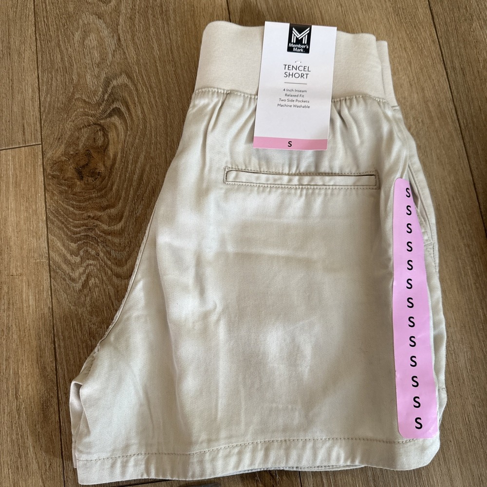 Member's Mark Women's‎ Lot 3 Pair Tencel Shorts Relaxed Pull On Size Small NEW - Picture 2 of 11